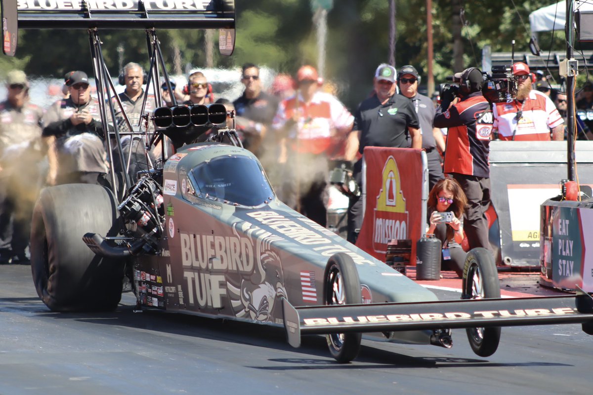 wsm1320's tweet photo. Focus. Fire. Finish. π₯
@BluebirdTurf | @sp_tools_usa | @redlineoil | @SCAGRacing | @MayvilleMtl | @NHRA | @ScagPower
#DragRacing #NHRA #TeamRedLine #TopFuel #Dragster https://t.co/lLmwOad57z
