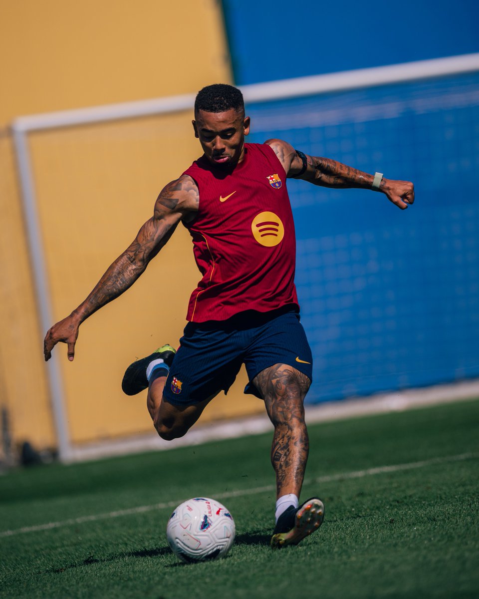 FCBarcelona_es tweet picture