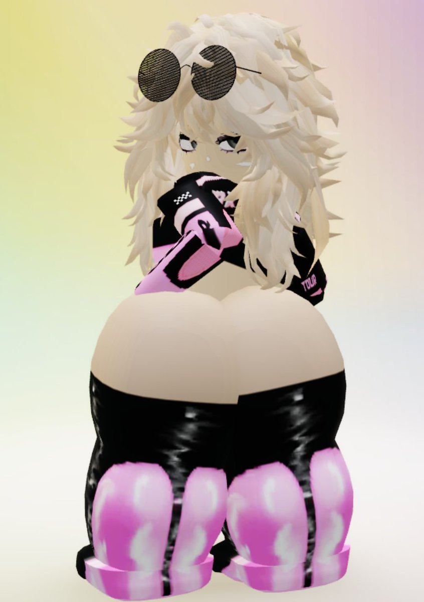 StickyPudding69's tweet photo. Previous posts were AI-edited with shaders. Here’s the original avatar!.

(Legs are from Monster King body).

#robloxgoon #robloxavatar #robloxr34 #robloxr63 https://t.co/eUCDlhJtVb