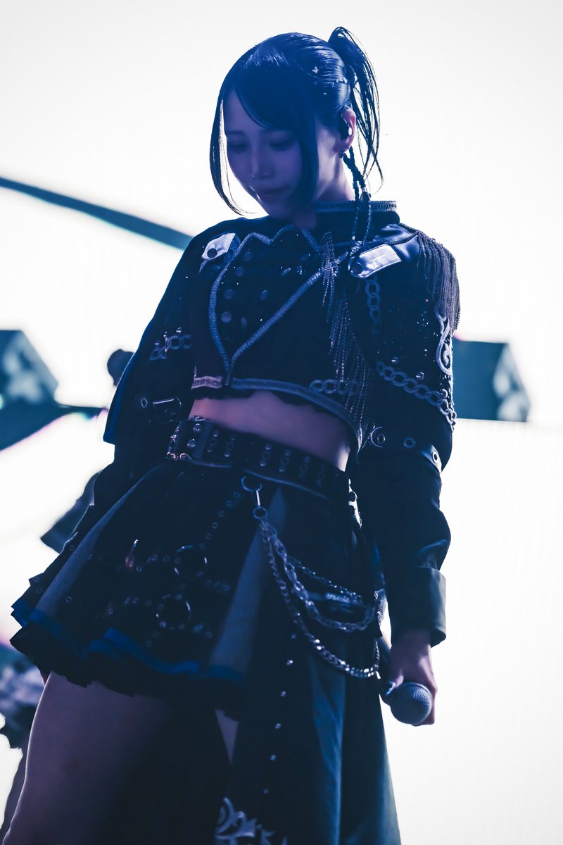 Ageha_TENRIN's tweet photo. 先日はTENRIN東名阪ツアーファイナル 転地開闢 東京公演 @豊洲PITにお越しくださり、本当に有難うございました！

7/2に行われた周年ライヴでこの東名阪ツアーが開催されることが発表されて、そこからというもの毎日が目まぐるしく過ぎていきました
特に8月は大事なイベントや生誕祭などがあったにも関わらず、ツアーにも駆けつけてくれたりとじぶんは素敵なみんなに出会えて幸せだな、恵まれているなと感じていました
豊洲PITはTENRIN過去最大規模で発表された当時も当日のリハのときも喉の調子が悪いのもあってずっと不安でした、じぶんがこの大きな舞台に立っていいのかと
結果的にじぶん達の力では豊洲PITを埋めることはできませんでした
それに対してじぶんはあまりネガティブな気持ちにはなっていなくてまたこの舞台にみんなとまたチャレンジできるんだ、絶対リベンジしたいと悔しさながらの肯定的な気持ちでいます

その前にまずは今回発表された2月から始まる五大都市ツアーを全公演！成功させたいです！

2月8日(月)Zepp Fukuoka🍜
2月12日(金)Zepp Sapporo🍣
2月24日(水)Zepp Nagoya🍤
3月1日（月）Zepp Namba🐙
3月17日(水)Zepp Diver City🗼

目標は全公演ソールドアウト！
その為には今から全力で頑張っていくしかない、ので突き進んでいくよー！振り落とされないように注意♡

改めて、ツアーファイナルお越しくださり本当に有難うございました！
TENRINはまだまだ上へいけます、それに見合う気合いと熱量をもったグループだと思っています
一緒に色んな挑戦をしていけたらいいな🦋

だいすき！いつも貴方の心の傍に

霞あげは

ALTに少しこそっと、あり🖖🏻