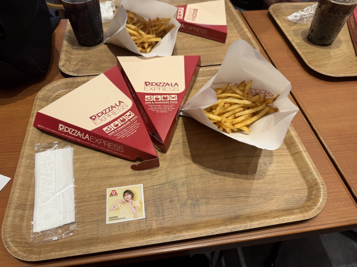fromtuki's tweet photo. 人生初遠征でのライブ
本当に楽しかった
可愛かった〜♪♪
いのりん最高 https://t.co/e6xIgEDYUH