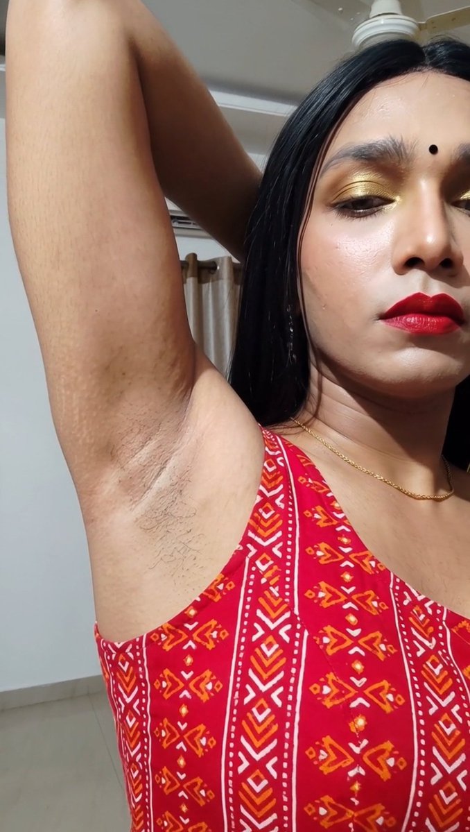 Sindhu__TS's tweet photo. Armpit lovers? 

#Trans #mallu https://t.co/T8mN0Ezvcx