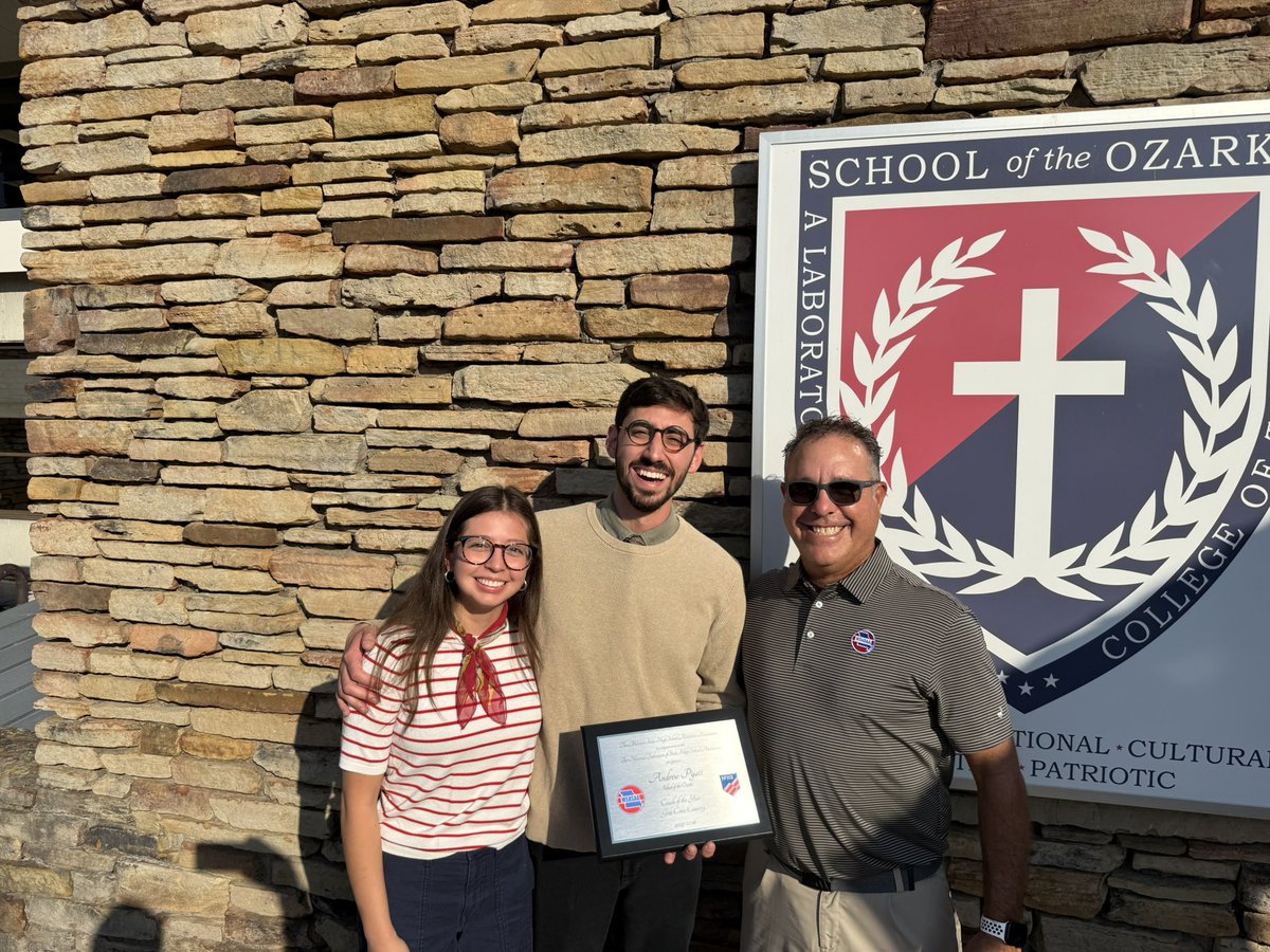 MSHSAAOrg's tweet photo. This morning, MSHSAA presented Andrew Pyatt with the 2025-26 NFHS MSHSAA Girls Cross Country Coach of the Year award for his accomplishments as former coach at School of the Ozarks! 👏 #MOmentum #MSHSAAccomplished https://t.co/st3syfUz6z