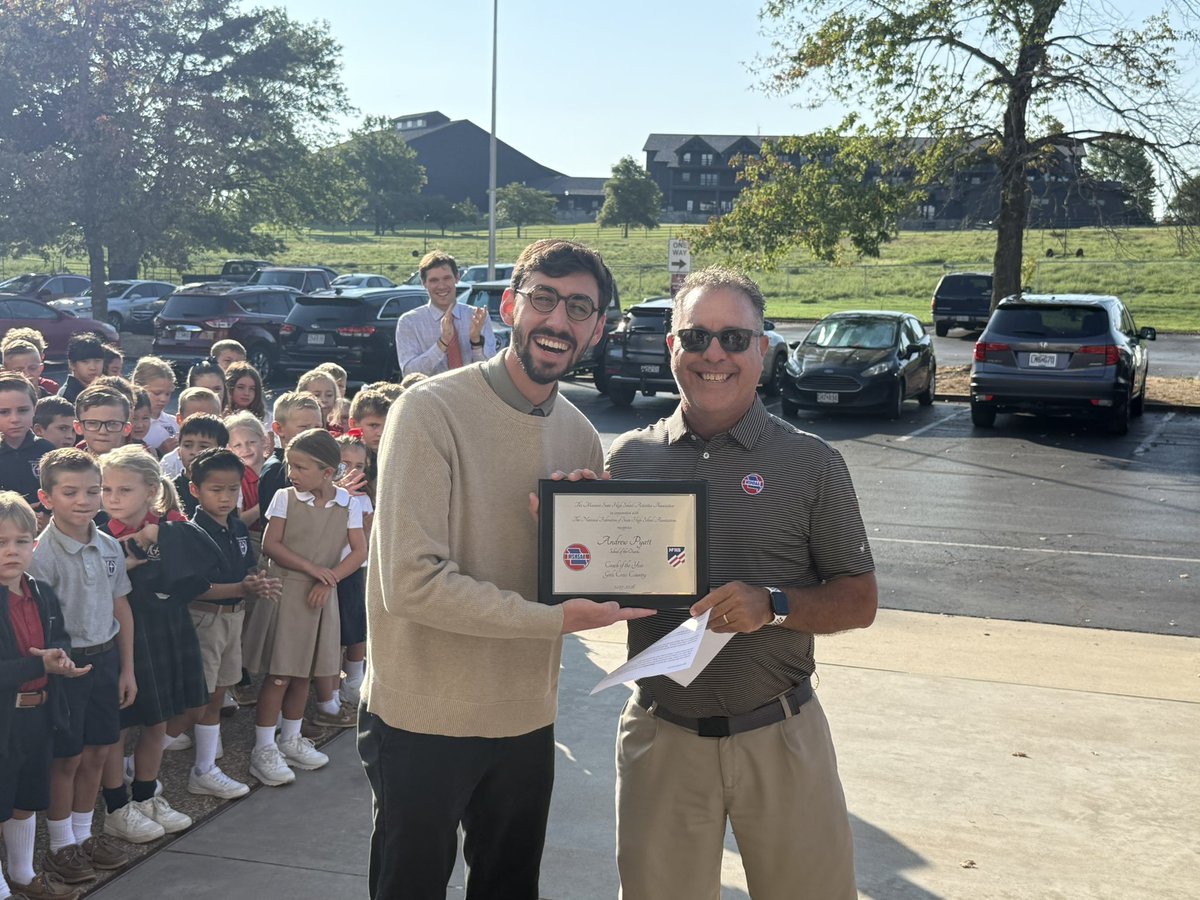 MSHSAAOrg's tweet photo. This morning, MSHSAA presented Andrew Pyatt with the 2025-26 NFHS MSHSAA Girls Cross Country Coach of the Year award for his accomplishments as former coach at School of the Ozarks! 👏 #MOmentum #MSHSAAccomplished https://t.co/st3syfUz6z