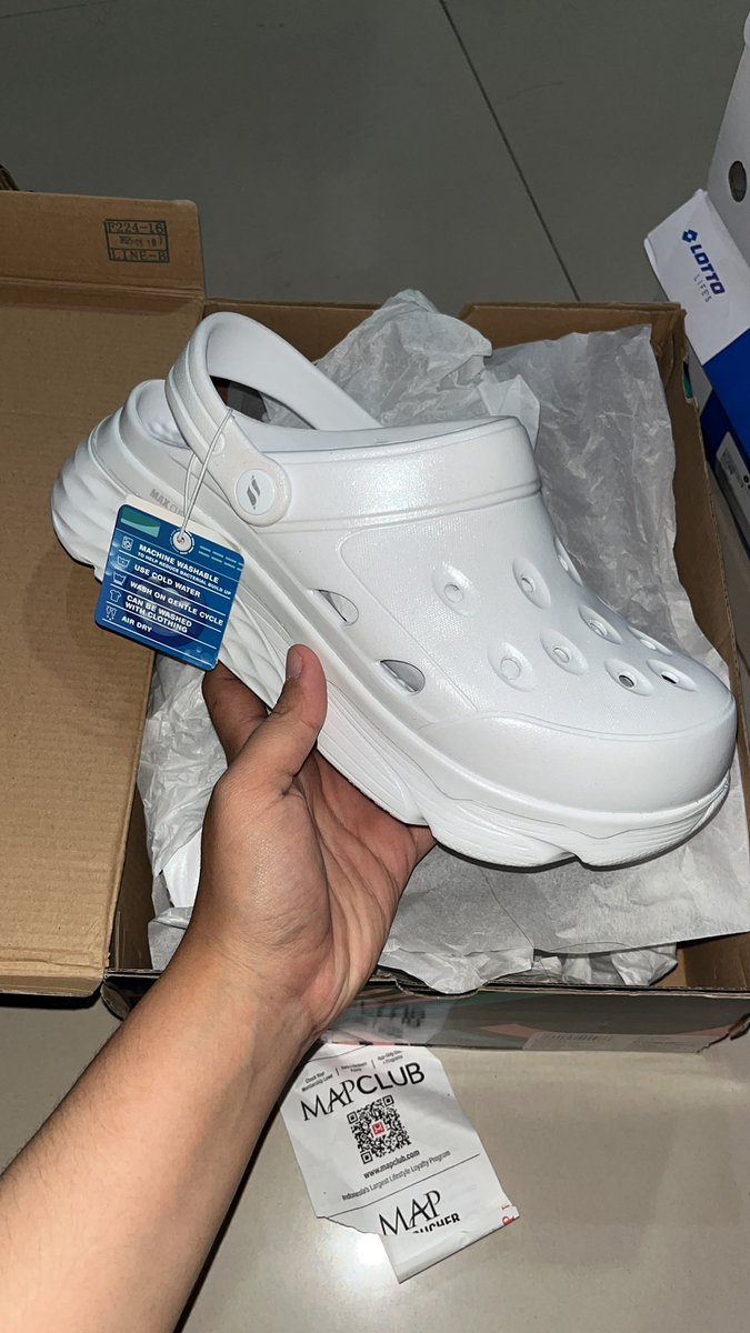 milkcoffeed_'s tweet photo. 17. sendal skchers size 39 300k
18. sendal skechers size 38 250k
19. sendal skechers size 38 250k
20. sendal skechers size 40 365k https://t.co/4LGMPpXIHc