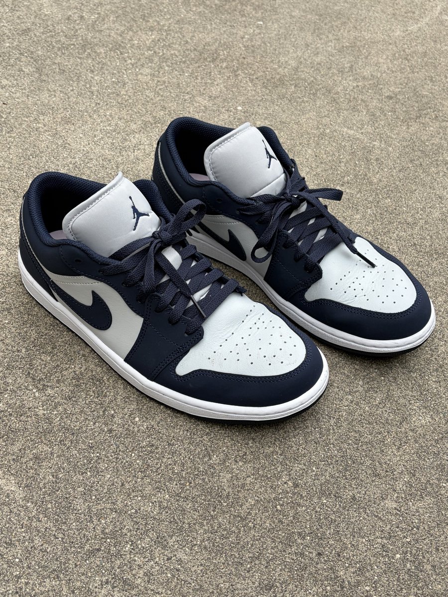todd2k2's tweet photo. #new #aj1 #shoes #explore #instagood #singlelife https://t.co/UeJTW0uJYE