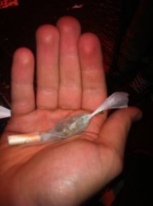 MiwiTheClerWise's tweet photo. Mike wheeler makes worlds worst joint https://t.co/h5AJbSO7JX