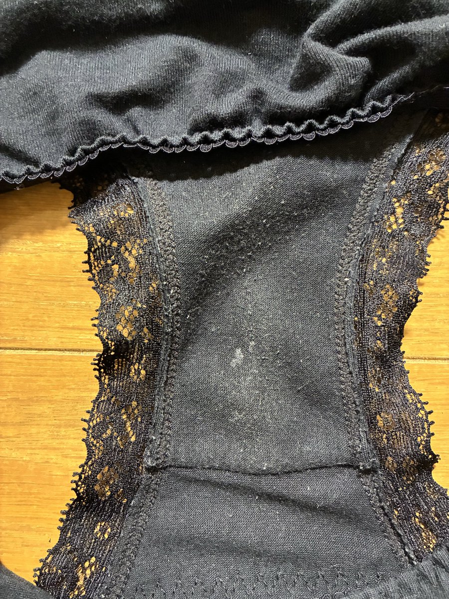 bicepcentr's tweet photo. 昨日の仕事下着です。汚れとわずかな雌臭を付けてました https://t.co/jLZqWVFrUN