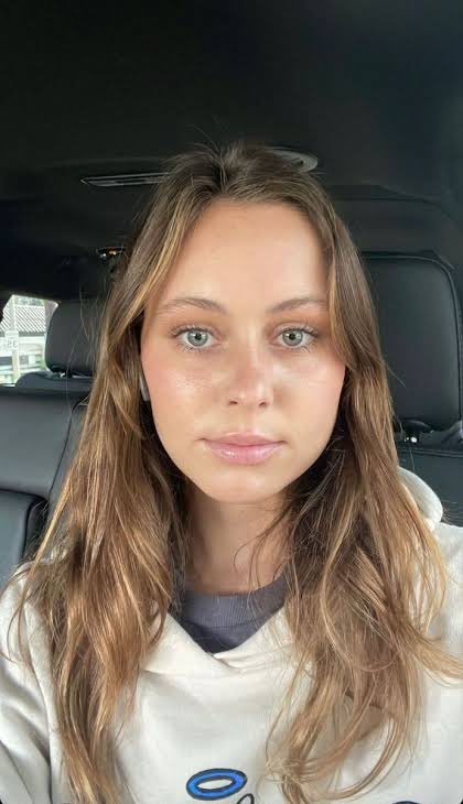 Ghostwriter0d6's tweet photo. I have been trying to find the right words for a long time, but today I will just say it from my heart.
From the first day something changed in me. You did not just enter my life you brought peace into it. Your smile calms my storms. You can dm private to talk more better 💕💕❤️ https://t.co/lm718WD00z