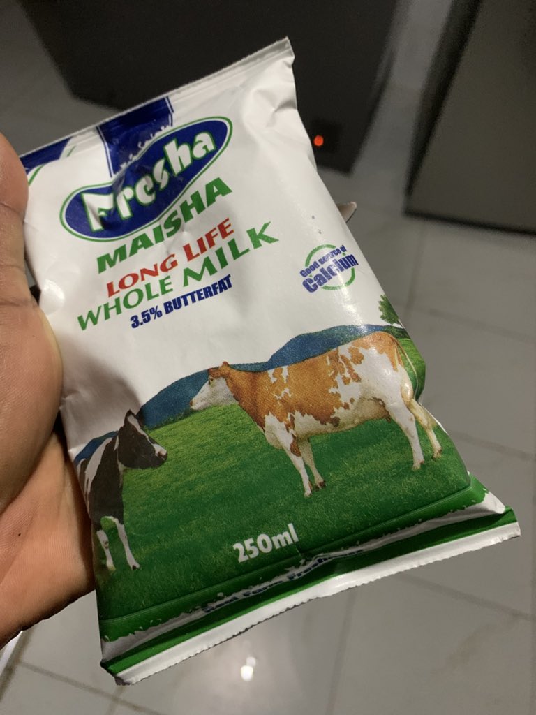 Missmurima's tweet photo. Supermarket za kwetu hazina maziwa mamae
@Entr_dawood  sianaweza kamuliwa na maziwa yake ipike chai ama? https://t.co/1ao3qT02gd