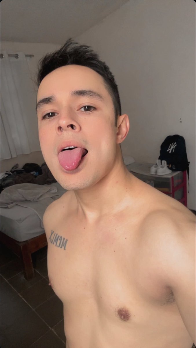 lxsm93's tweet photo. @klwhicc Deposit it here 👅 https://t.co/R2YCyrxJXX