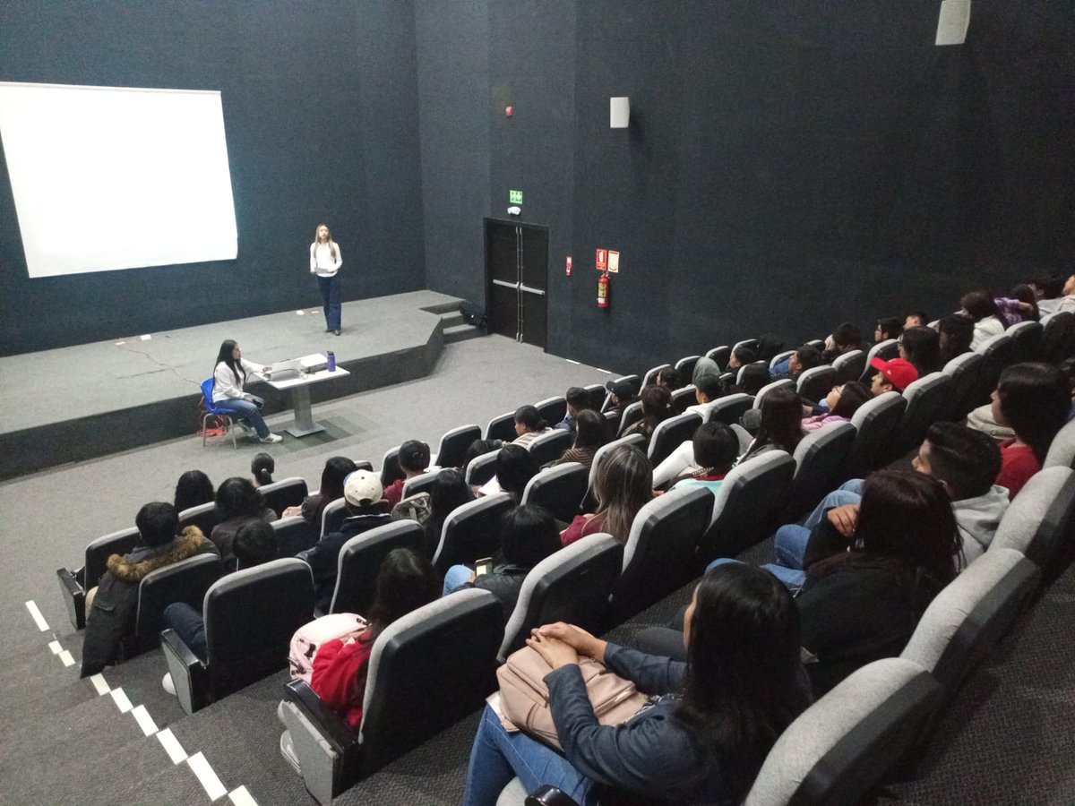 MIT_Ecuador's tweet photo. 📍 #Cotopaxi | 💻 Más jóvenes preparados para aprovechar las oportunidades del mundo digital. 🌎

✅En el Centro de Atención Ciudadana de Latacunga, 40 participantes del programa Jóvenes en Acción fueron parte de una jornada de capacitación sobre Puntos Digitales Gratuitos, donde fortalecieron sus conocimientos y habilidades para el uso adecuado de herramientas tecnológicas y servicios digitales.

🤝 A través de estos espacios, promovemos el acceso a la tecnología y el desarrollo de competencias que contribuyen a la formación, la comunicación y la generación de nuevas oportunidades para la juventud.