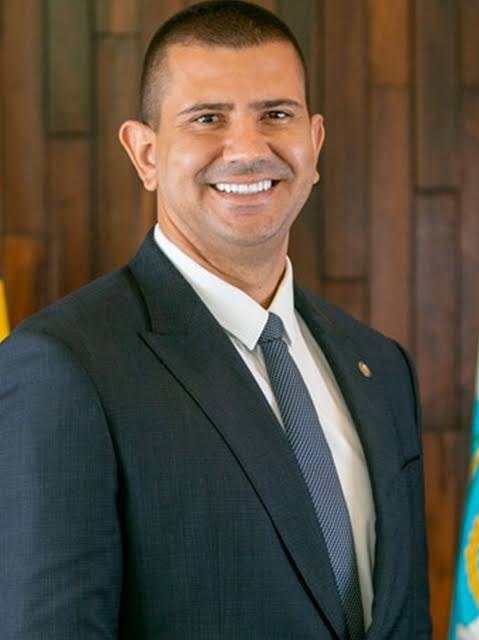 pmarcelo1972's tweet photo. Dudu Nervosinho, o "soldado do Lula" não vai governar o Rio de Janeiro.
Eu creio, eu confio!

@DouglasRuas_RJ 2⃣2⃣futuro Governador do Estado do RJ. https://t.co/17C8duqZbF