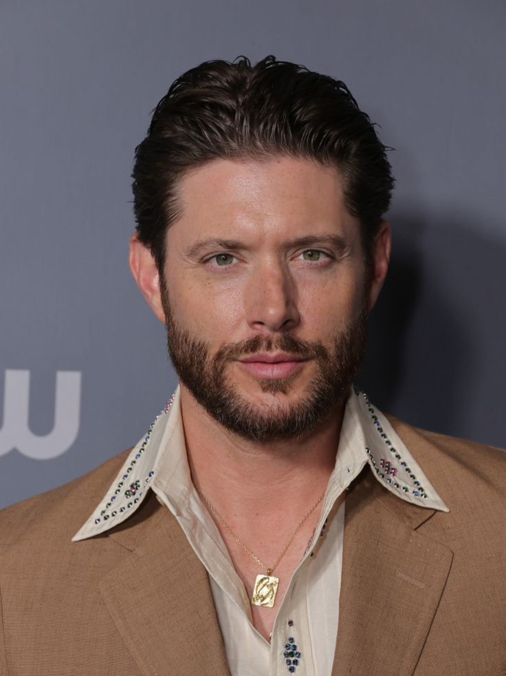 ChaosCrave_'s tweet photo. Jensen Ackles is reportedly 1 of 4 actors being considered by Sony Pictures to star as Solid Snake in the live-action 'METAL GEAR SOLID' movie. https://t.co/lzLywzx7Mh