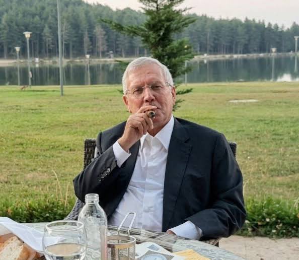 gumandy97's tweet photo. @Fenerbahce Bravo başkanım siz olmasanız ne yapardık https://t.co/yC10BBo3Uq