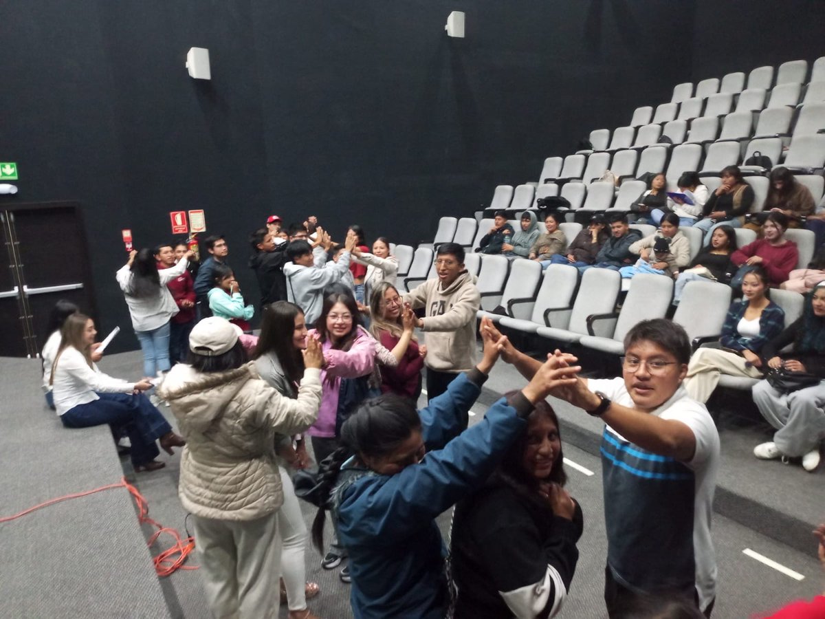 MIT_Ecuador's tweet photo. 📍 #Cotopaxi | 💻 Más jóvenes preparados para aprovechar las oportunidades del mundo digital. 🌎

✅En el Centro de Atención Ciudadana de Latacunga, 40 participantes del programa Jóvenes en Acción fueron parte de una jornada de capacitación sobre Puntos Digitales Gratuitos, donde fortalecieron sus conocimientos y habilidades para el uso adecuado de herramientas tecnológicas y servicios digitales.

🤝 A través de estos espacios, promovemos el acceso a la tecnología y el desarrollo de competencias que contribuyen a la formación, la comunicación y la generación de nuevas oportunidades para la juventud.