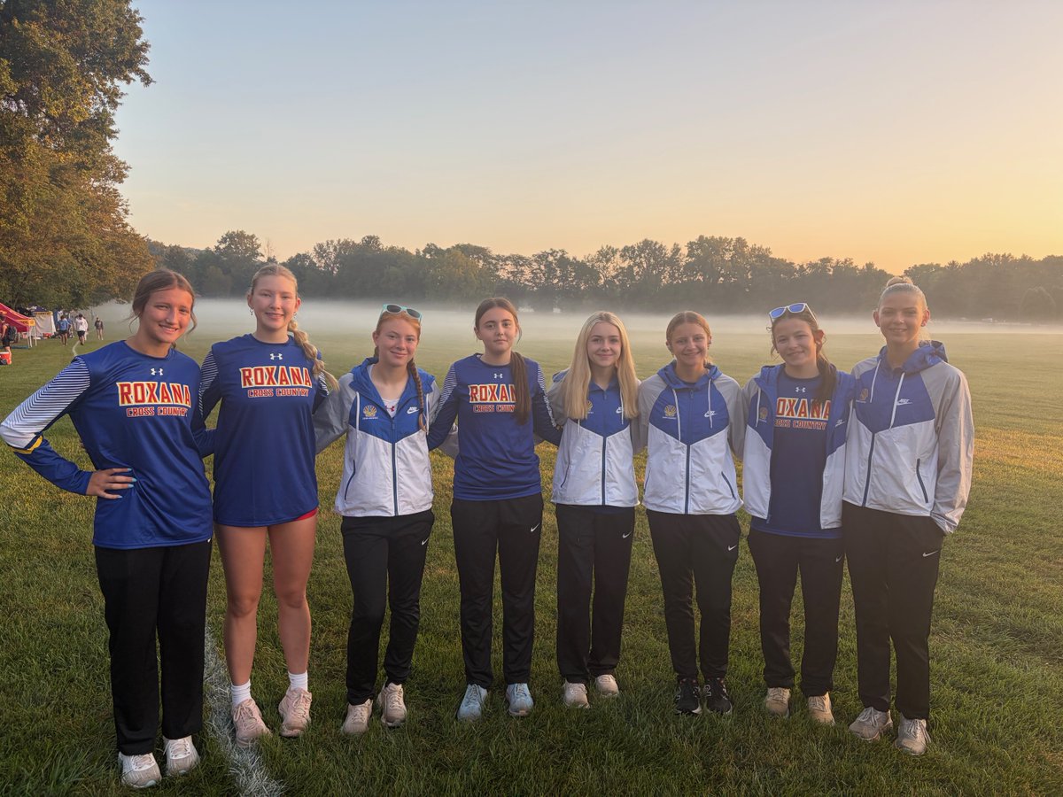 RoxanaAthletics's tweet photo. Great day at the First to the Finish Invitational at Detweiler Park! The boys placed 15th out of 67 teams with Noah Crump earning a medal in 24th place. The girls placed 24th out of 53 teams. https://t.co/NLZ2KZ10o4