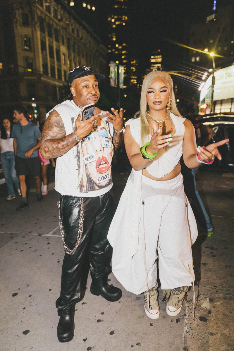 DizzyBankoTv's tweet photo. @KeemStudios NYFW 26 📍 https://t.co/m9kI6p2bRS
