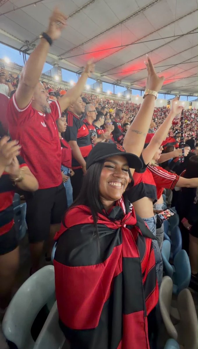 BraagaAmandaa's tweet photo. ❤️🖤 https://t.co/ZFg8266FhE