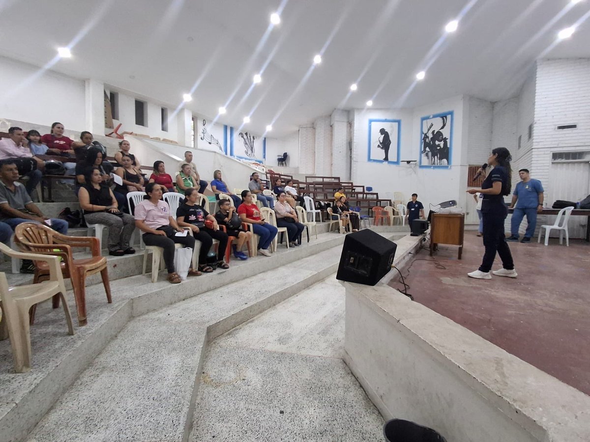 ITMACucuta's tweet photo. El Instituto Técnico Mercedes Abrego quiere expresar el más sincero agradecimiento por su valiosa participación en la reciente Escuela de Padres de Primaria, dedicada al tema de Parentalidad Positiva. https://t.co/sFniaYa8LX