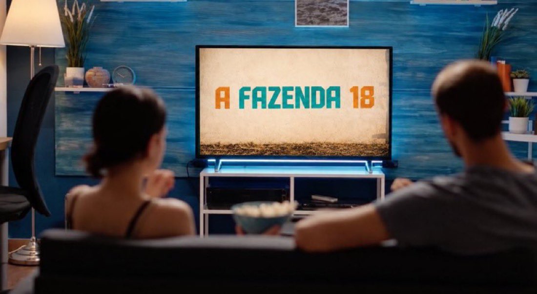 Dantinhas's tweet photo. SILÊNCIO! A minha Fazendinha está de volta! #AFazenda https://t.co/LjF83P5feM