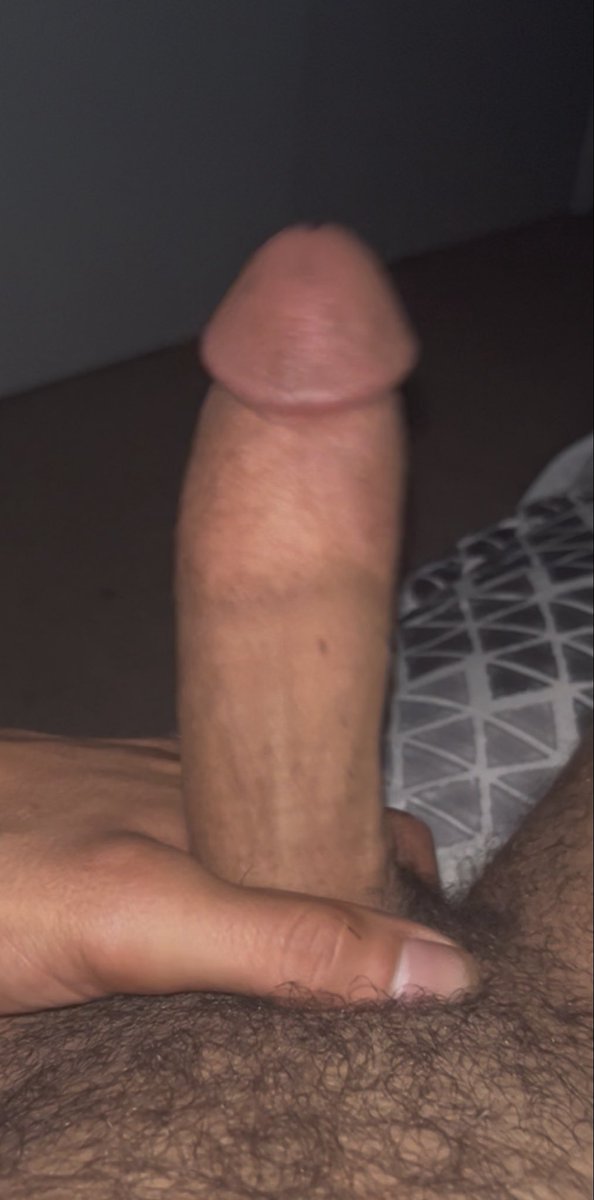 ExposedGay4Pay's tweet photo. It be the worst when their this sexy but their dih literally 5 inches 🤣🤦🏻‍♂️ what a waste https://t.co/YOx5nngzKe