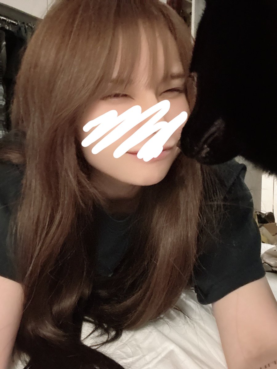 _6m_oO's tweet photo. 髪の毛かわいくてテンション上がったり、自分の社会性の無さに落ち込んだり、アスペつらかったり、やっぱ茶髪ロング可愛くない？

すっぴんでもなんか盛れる https://t.co/12TUYgmI5e
