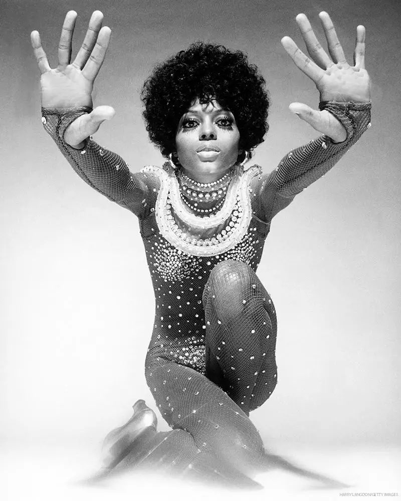 drewshade's tweet photo. Bob Mackie did our legends justice. Gave them the glamour they deserved.
Diana. Diahann. Tina. Lola. https://t.co/CHH5ZEBCNI