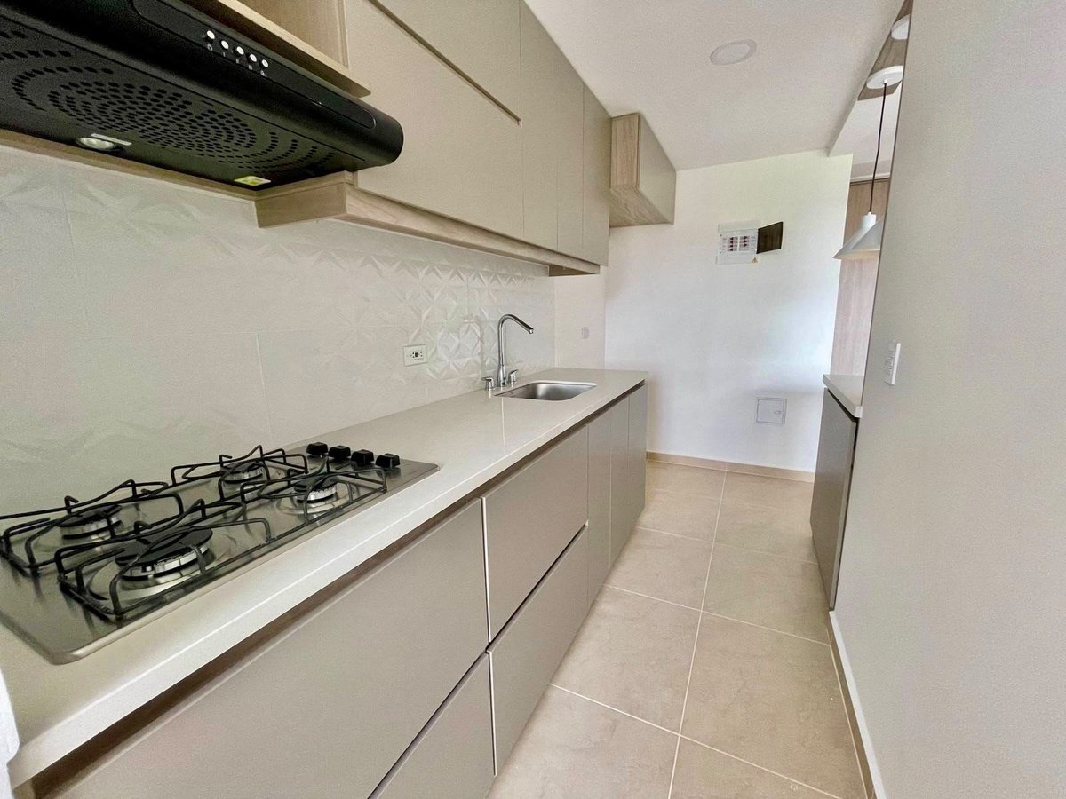 kasafinderio's tweet photo. What does your budget buy you in Medellín?

This modern Guayabal apartment comes with 3 bedrooms, 2 bathrooms and a private balcony.

Would Medellín make your shortlist? https://t.co/Xx8PI3yATt
