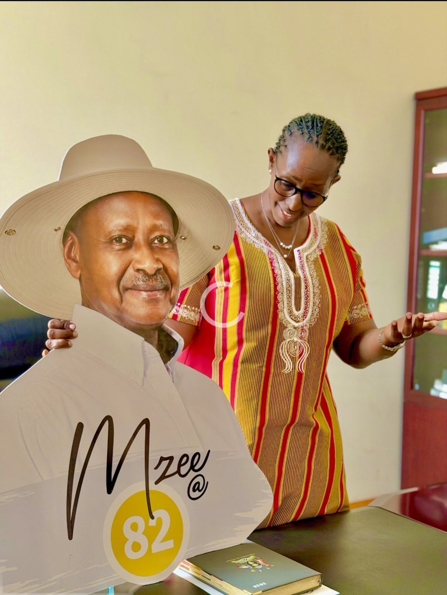 NOCOWARDISING's tweet photo. She calls upon Uganda’s young people and Gen Z across Africa to look beyond the celebration and ask: What can we learn from Mzee? What can we emulate? And what legacy will our generation leave?
Happy 82nd birthday, Mzee!
#MzeeAt82 #GenZForGen7 #UhuruNaUmoja #PanAfricanism https://t.co/0Brvy40u6z