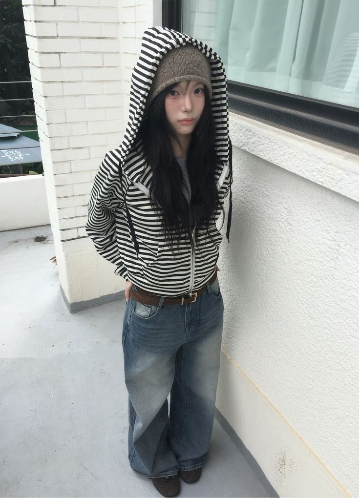 ddingdongmin's tweet photo. how does pinterest see u!!

room
singer
food
outfit https://t.co/GHxQ2yZhlx