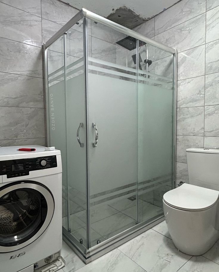 AndPerfect48089's tweet photo. #BalconyGlasses
#ShowerCabins
#ForAllGlassWorks
@AndPerfect48089 
#BringingYouBeautyAndPerfection https://t.co/bpJlH1tgtC