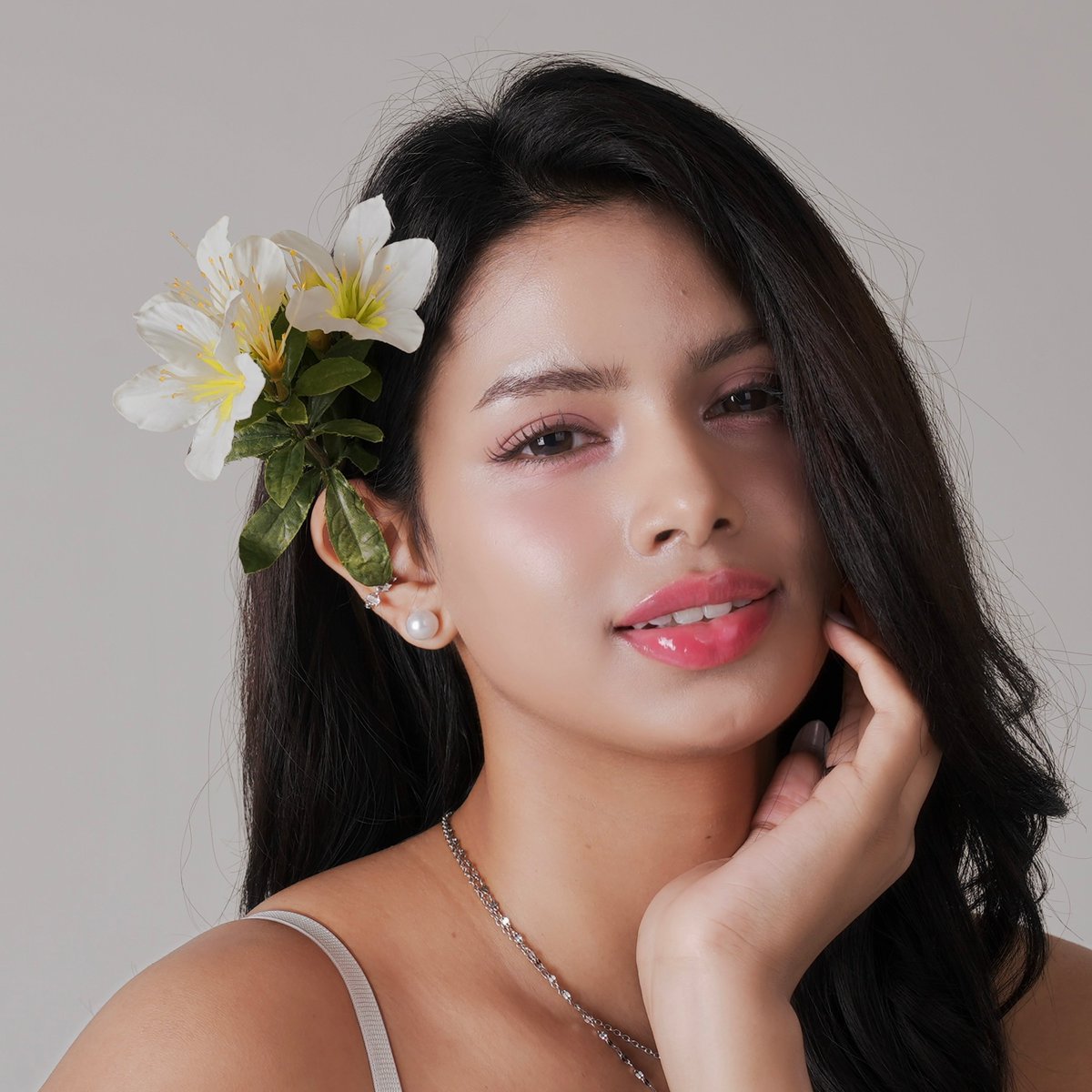 OneilyMusic's tweet photo. Happy 23rd birthday to SRIYA of BLACKSWAN! https://t.co/aUG86TQGZc