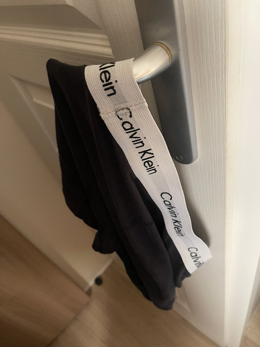 Rymasterryry's tweet photo. On holiday shall I leave these for the next person? Or do one of you want them? https://t.co/tkZmgGbEHY