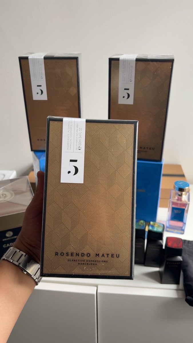 MaisonSmell's tweet photo. Les effets du rosendo Mateu 5 les frere 👀

Sc : maison.smell https://t.co/QXzHgZDWYC