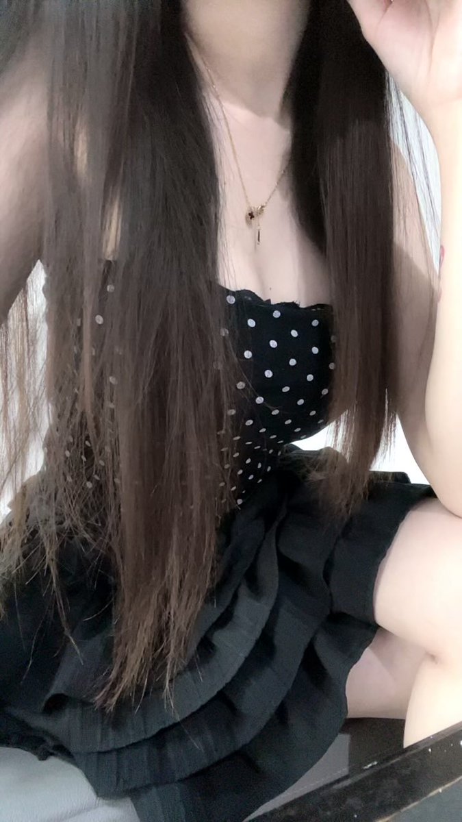 WildaSovak's tweet photo. 🌸ดินสอเขียนคิ้ว เส้นเล็กวาดง่ายมาก🍀
เติมทรงคิ้วให้สวยละมุนเป็นธรรมชาติ🇯🇵
เนื้อสีนุ่ม ไม่เข้มจนหน้าดูดุ🌟          
      ติดทนนาน กันน้ำกันเหงื่อ💦
มือใหม่ก็เขียนคิ้วสวยได้ง่าย ๆ🐞

🌷🆔:: pp550cv

#รับงานศรีราชา รับงานศรีราชา https://t.co/LdZgF1T9oq