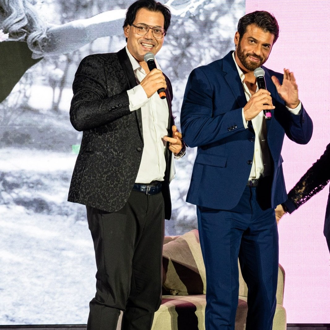 yforworld's tweet photo. #Repost @ifest.it
Alcuni momenti dello straordinario incontro ad @ifest.it 26 in un magico e gremito Castello Aragonese di Castrovillari con il grande @canyaman #canyaman #ifest #ifest26 #bellacomeilcinema
#CanYaman #cy_forworld https://t.co/emhPSnLKRq