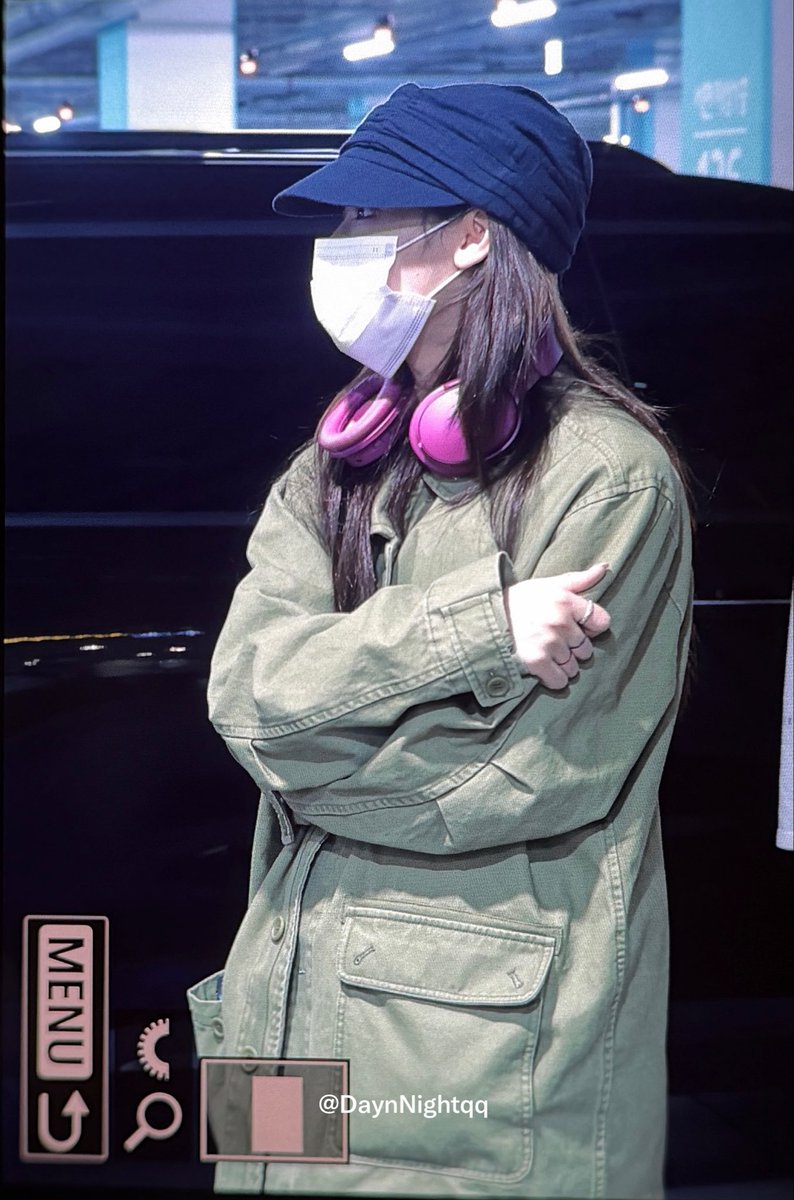 DaynNightqq's tweet photo. 260914 ICN 입국 pre. 

수고했어 오늘두 !
내일도 짜요 (•̀ヮ•́)ง⟡

#최유정 #콩알콩알 #CHOIYOOJUNG https://t.co/2EJRzlJaFI