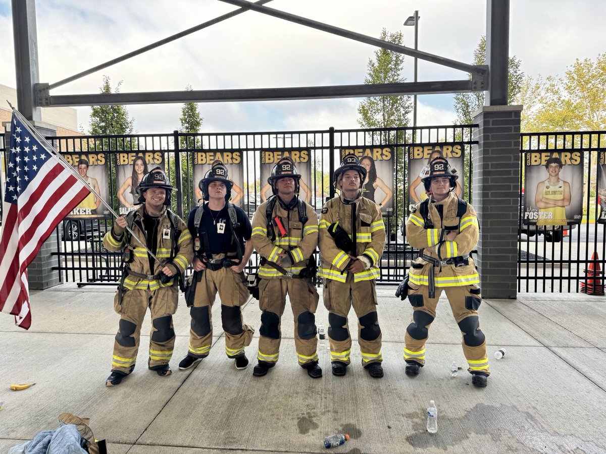 Box15's tweet photo. 2/ Shout out to all those involved - organizers, climbers, supporters, and firefighters who came from far and wide to participate (including departments with members who participated but aren't tagged here!) https://t.co/XtAegsfnVE