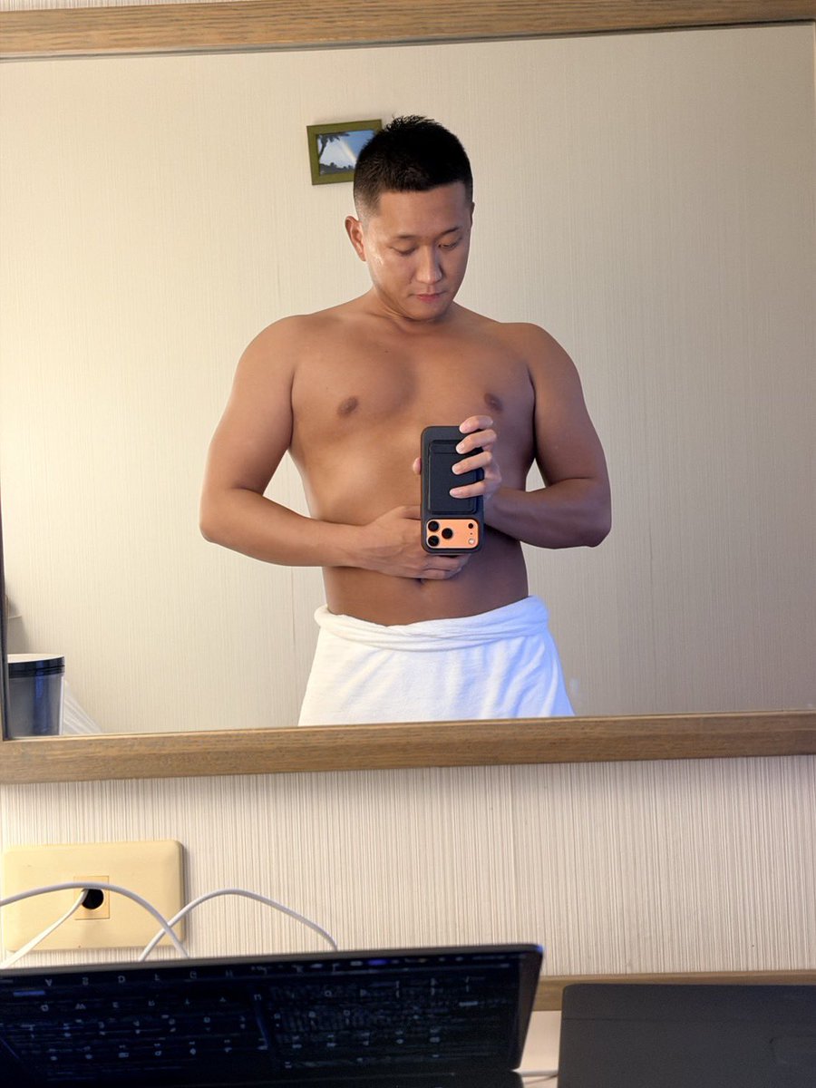 h_i_tto's tweet photo. 今日は腕トレ https://t.co/kuDL7sLMDG