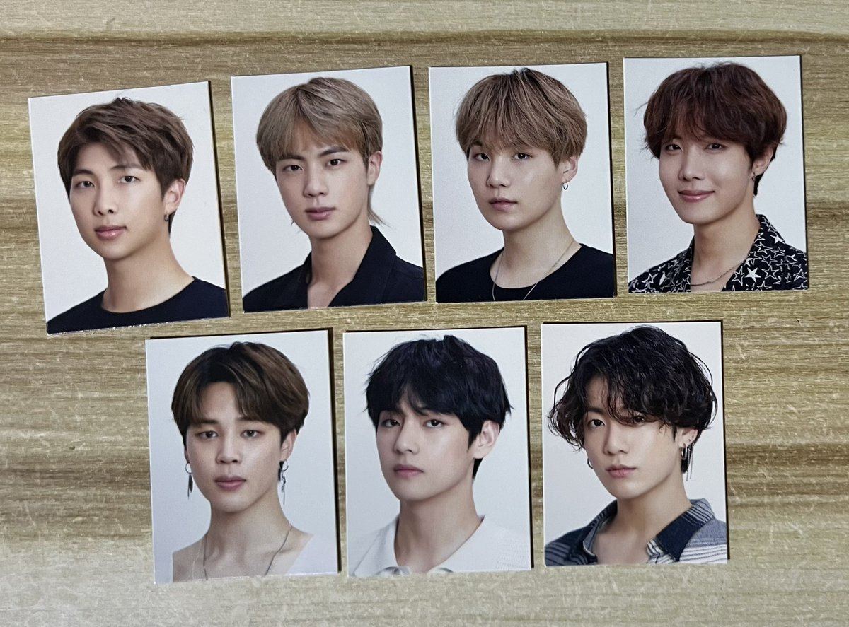 _nabiicart's tweet photo. wts lfb ph

seasons greetings id set

150

• onhand
• x sensi
• payo

🔖 bts 2020 sg20 id rm jin suga yoongi jhope hobi jimin v taehyung jk jungkook pc https://t.co/gqJYRYQoGu