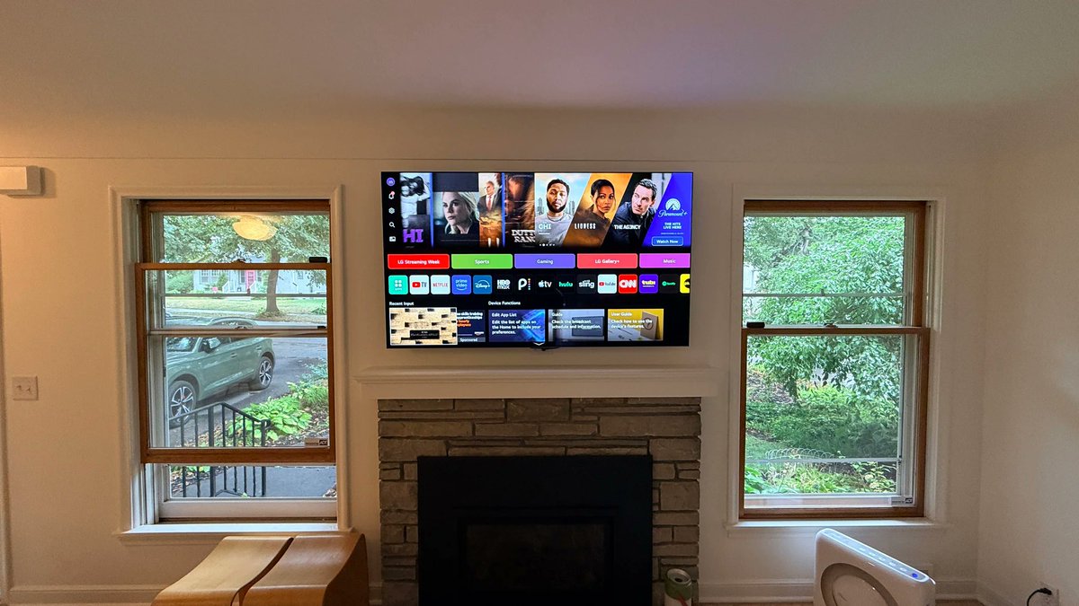 MountingManTV's tweet photo. TV mounting Minneapolis by The Mounting Man. 65" TV installation in Minneapolis on drywall, completed near Abbott Avenue South. Completed for $350.

Install subtotal: $350.

https://t.co/Q8brTJ6Z27… https://t.co/55AFOjUnDk