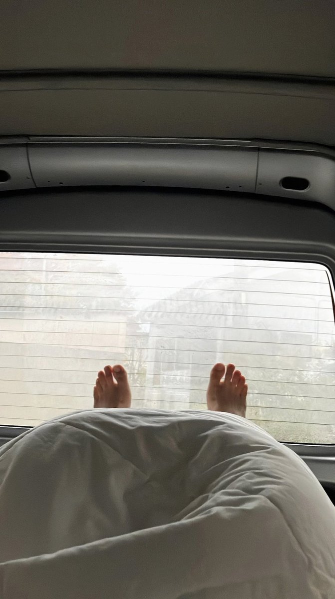 DaniloTonelli_'s tweet photo. アクセスバス新大阪着🚌
5:04の始発に乗ります♪🚃 https://t.co/TtyHz20VsV