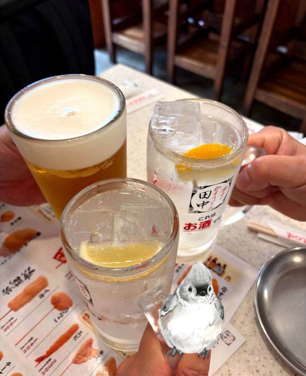 julor93's tweet photo. キビナゴで餌釣りしてたけど1回のバイトで持っていかれるからコスパ悪すぎる
あとは多分仕掛けの問題だったな
適当に自己流で作った仕掛けでいけるかと思ったけどちゃんとした仕掛けでやらないとダメだったわ https://t.co/Rz5oa8MWKQ