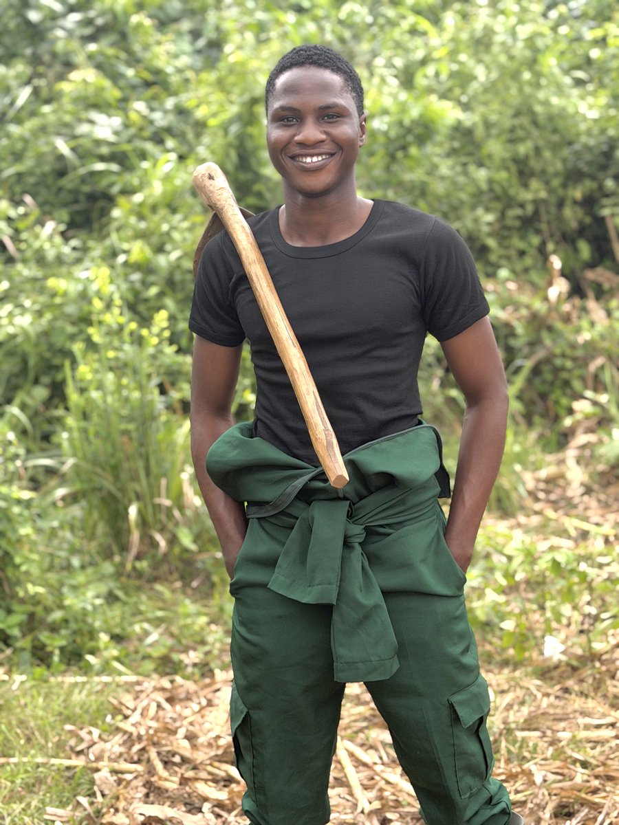 Noble6749's tweet photo. The Honourable representing FPY at NHR FUNAAB  14th Assembly 🌱🫡

Farmer by practical, Honourable by mandate. 😂 https://t.co/0pCf455huk