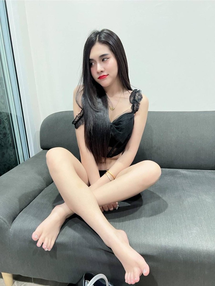 LouisDBathory's tweet photo. 💄”ตอนแรกก็ไม่เชื่อ จนกระทั่งลองใช้เอง... ไอเทมลับที่บิวตี้บล็อกเกอร์เกาหลีโหวตให้เป็นอันดับ 1!“ 🦋 ครีมกันแดดเนื้อซูเฟล่ บางเบา คุมมันนาน 🌤️

🆔 praaw24

#ท่ามะเขือ #คลองขลุง #กำแพงเพชร https://t.co/sOd8a7JPCO