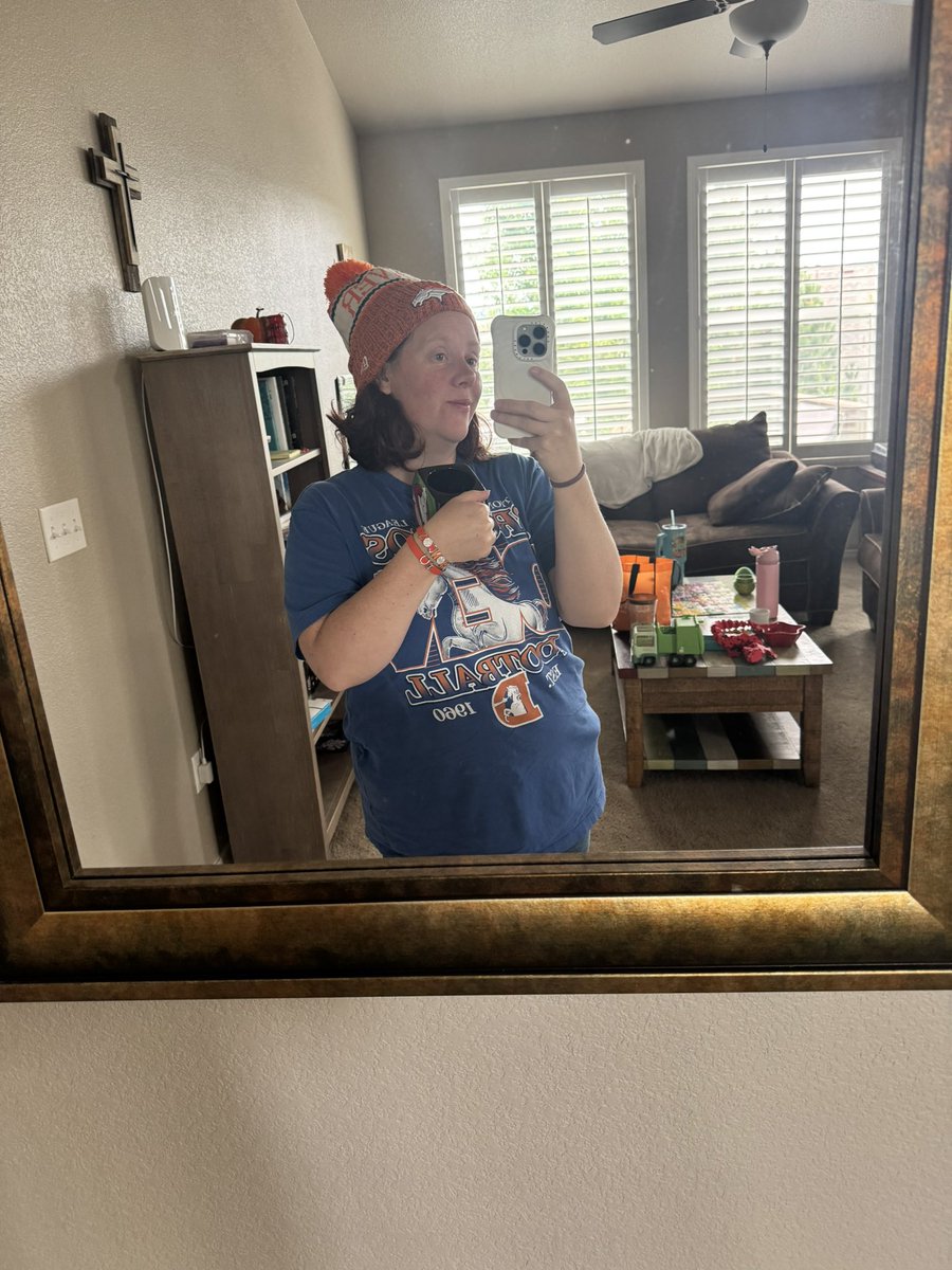 MommaRespawn's tweet photo. Its Broncos Football Day! 

Lets go!!!! https://t.co/YRvxahtn3I