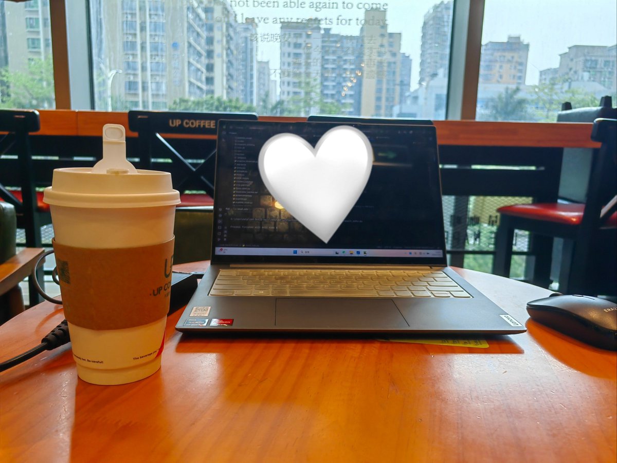 AnnettThom2u's tweet photo. Midwork slump hitting hard—staring at the screen, thinking about iced coffee instead of next deadline. ， https://t.co/ajhjQZDIUR