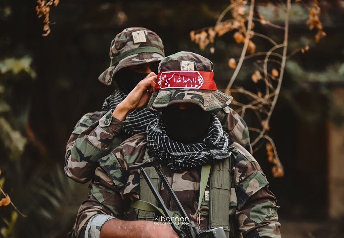 baswhyd5's tweet photo. من كربلاء نستمدّ معنى الثبات؛ حين وقف الإمام الحسين (عليه السلام) أمام الموت، لم يتخلَّ عن الحق، ولم يساوم على دينه ومبادئه. فالموت حق، لكن العزة أن يلقى الإنسان ربّه ثابتاً على إيمانه، صادقاً في عهده، لا تزلزله المحن ولا تغيّره الأيام.
#رسالة_اهل_الثبات https://t.co/2UqU9kzJJw