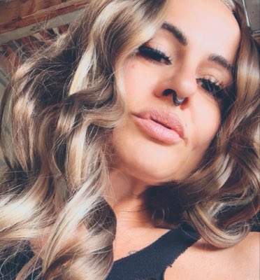 GoddessGrLFrend's tweet photo. #NewProfilePic https://t.co/5zUJjxXxnj
